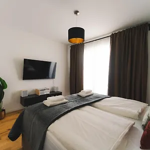 Triangle City Ii Apartament